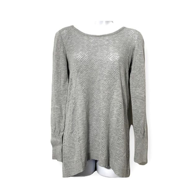 Knit Light Long Sleeved Gray Sweater Top Size Medium - Picture 1 of 6